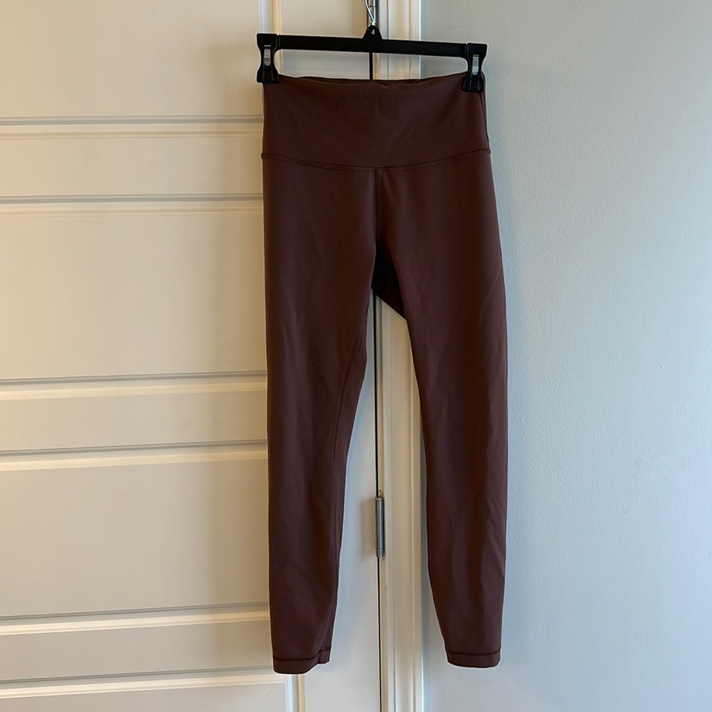 Lululemon Wunder Train 25 inch leggings